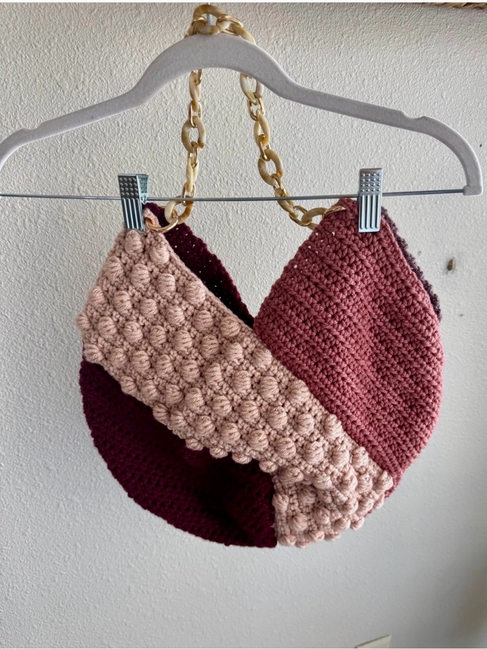 Hand-Crocheted Two-Tone Circle Shoulder Bag in Dusty Rose & Mauve